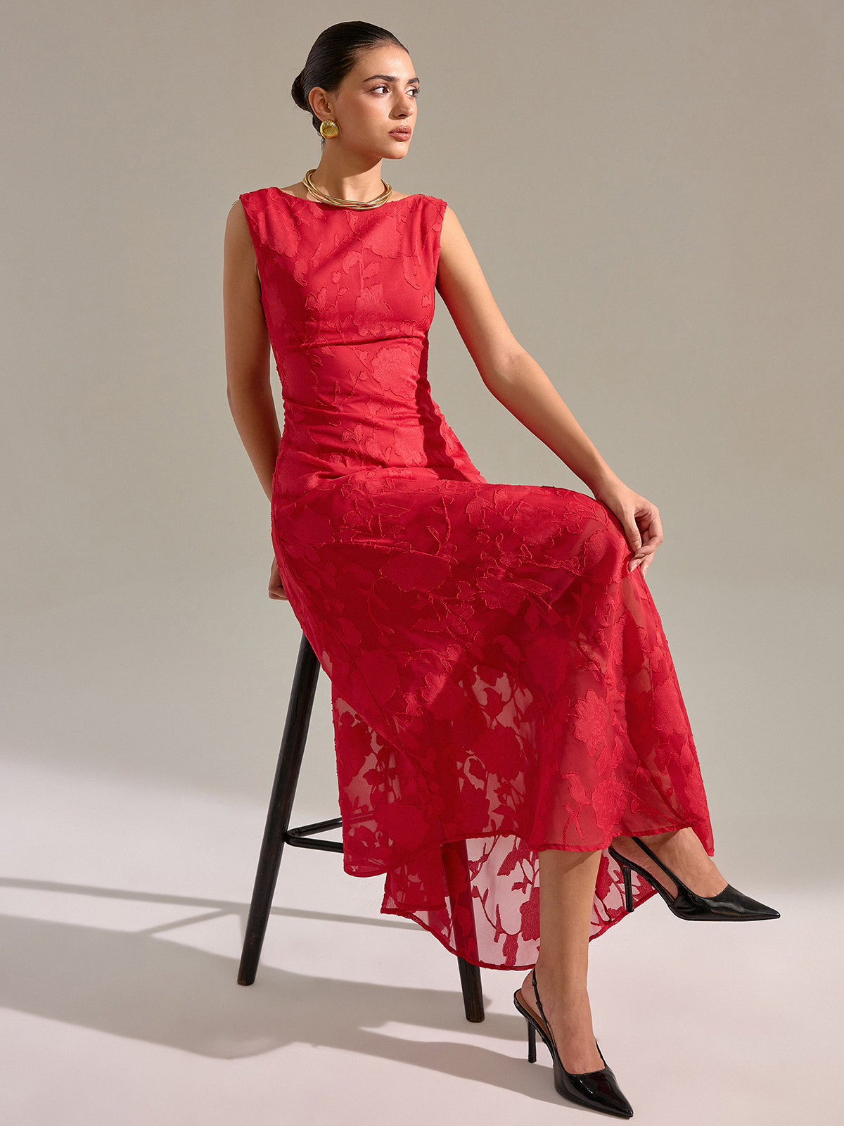 Floral Jacquard Sleeveless Maxi Dress-Chicvia