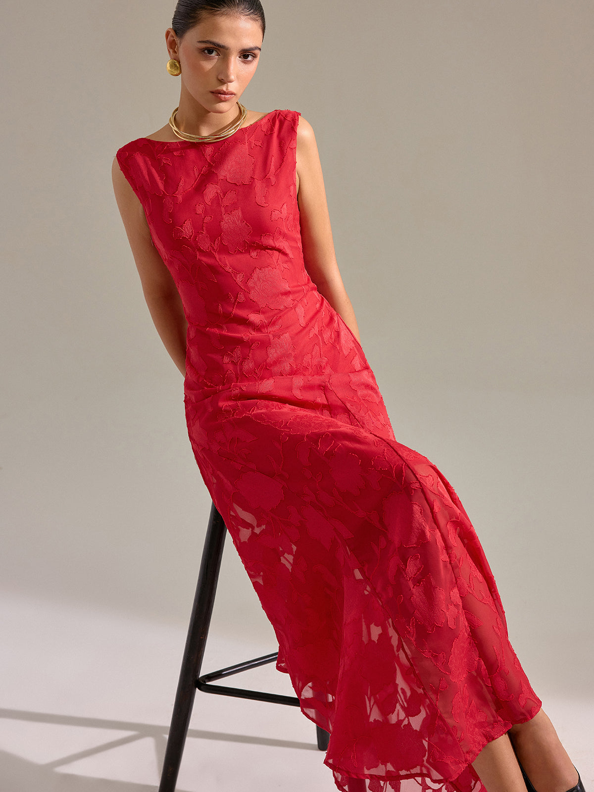 Floral Jacquard Sleeveless Maxi Dress-Chicvia