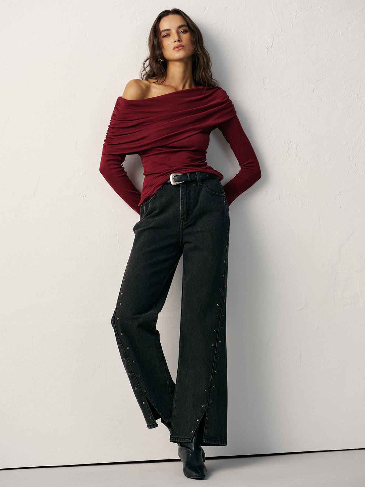 Off-Shoulder Ruched Wool Blend T-Shirt-Chicvia