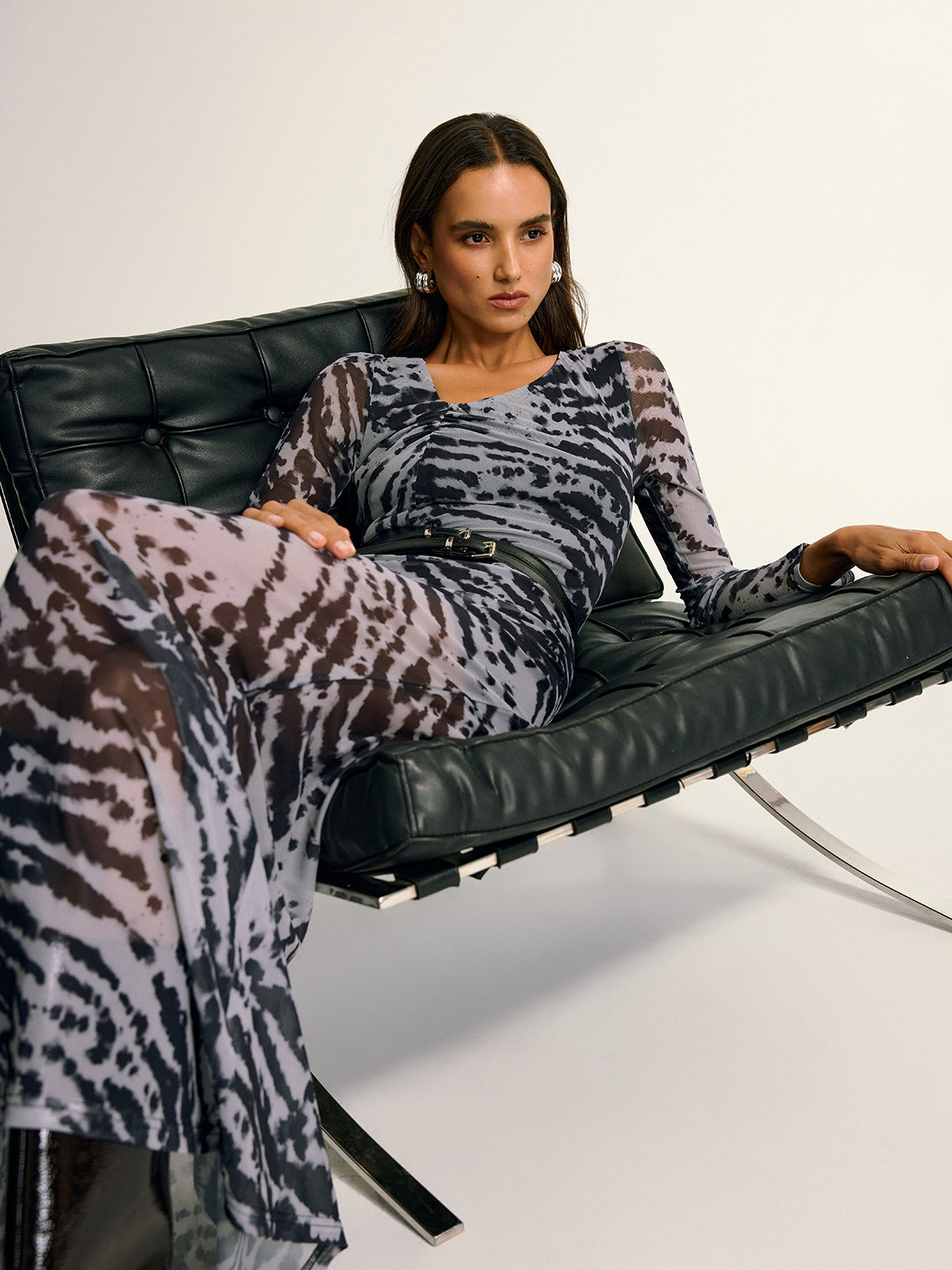 Long Sleeve Ruched Abstract Print Dress-Chicvia