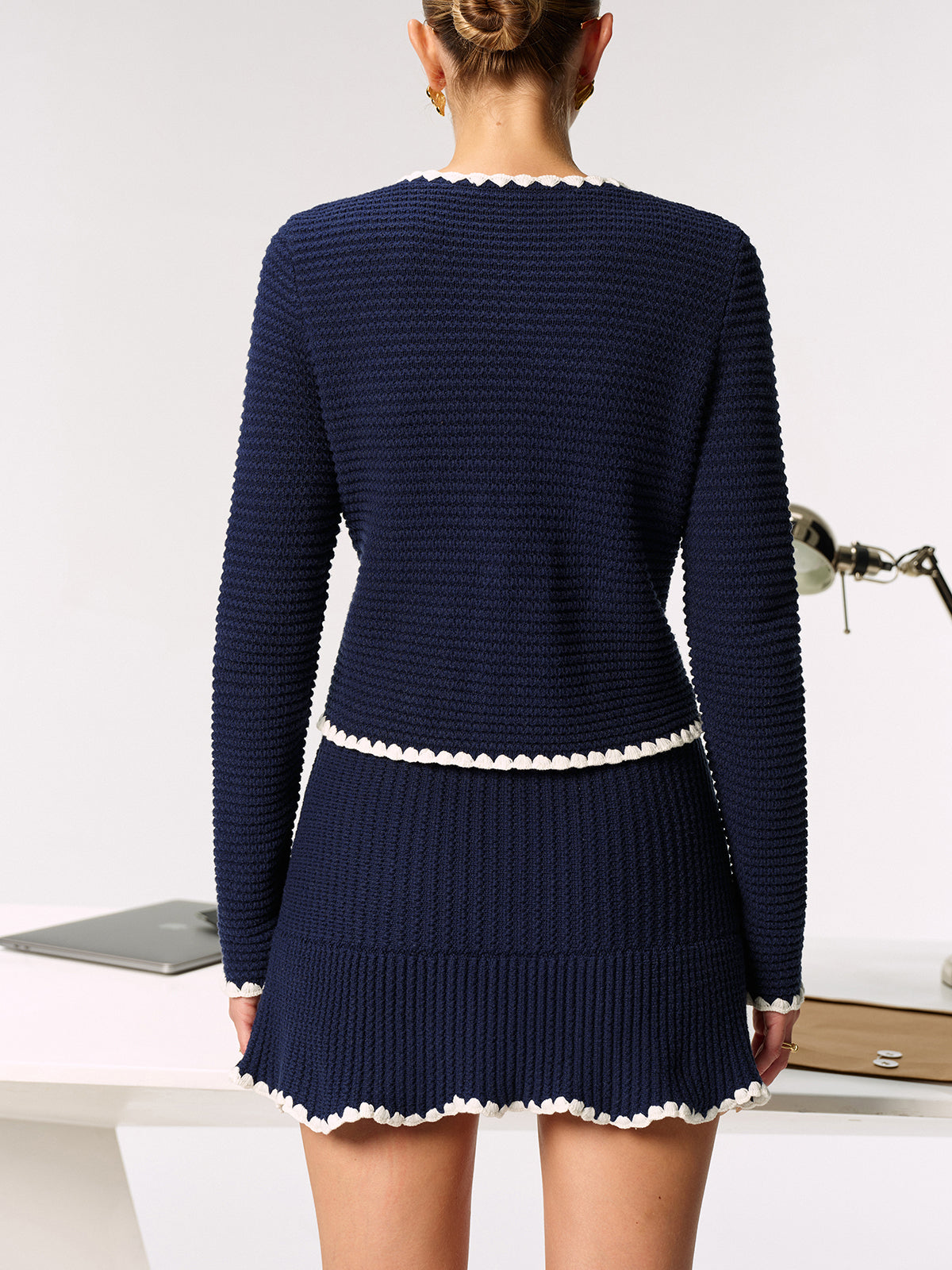 Contrast Scalloped Trim Metal Button Cardigan-Chicvia