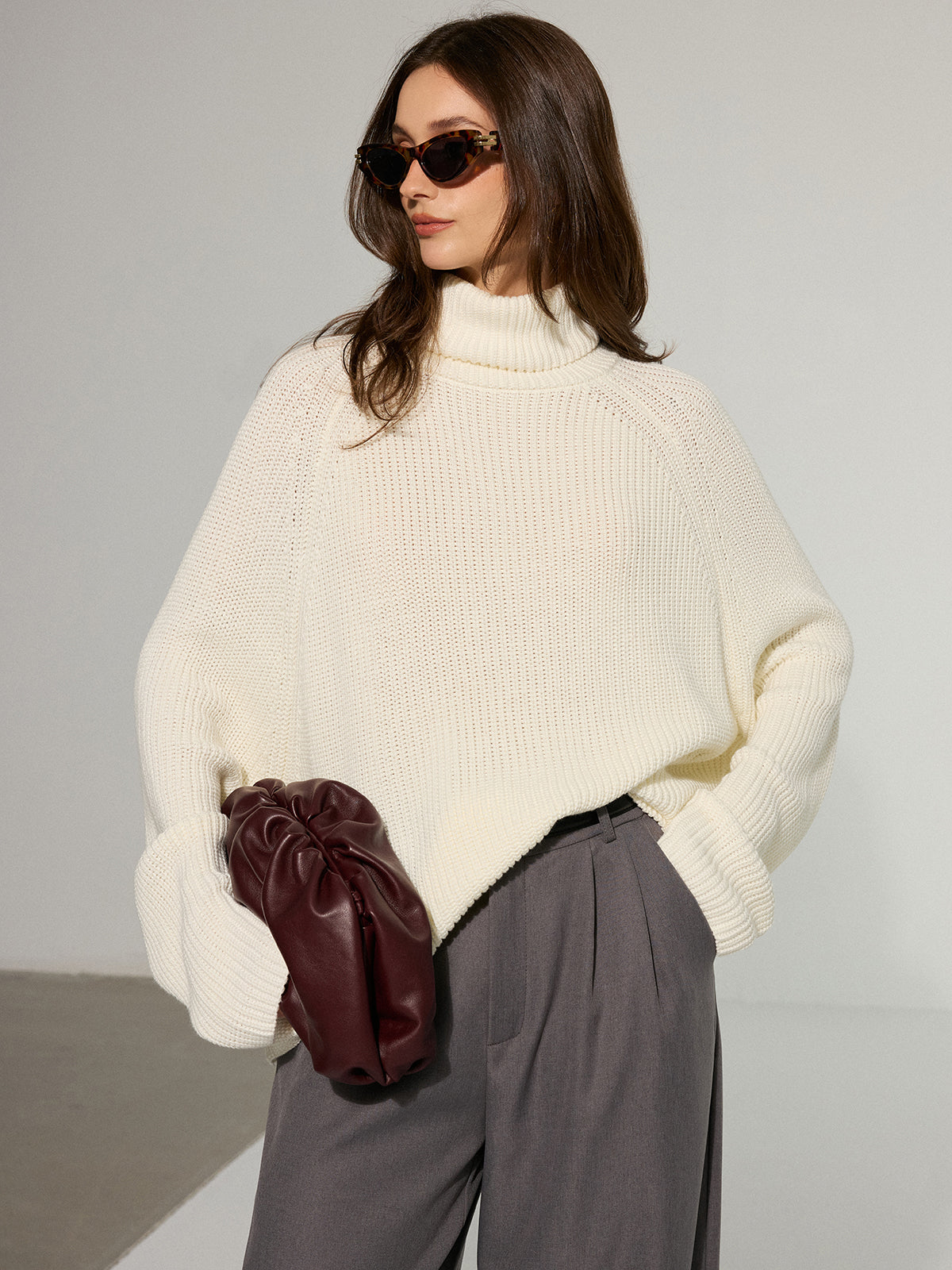 Oversized Backless Turtleneck Sweater-Chicvia