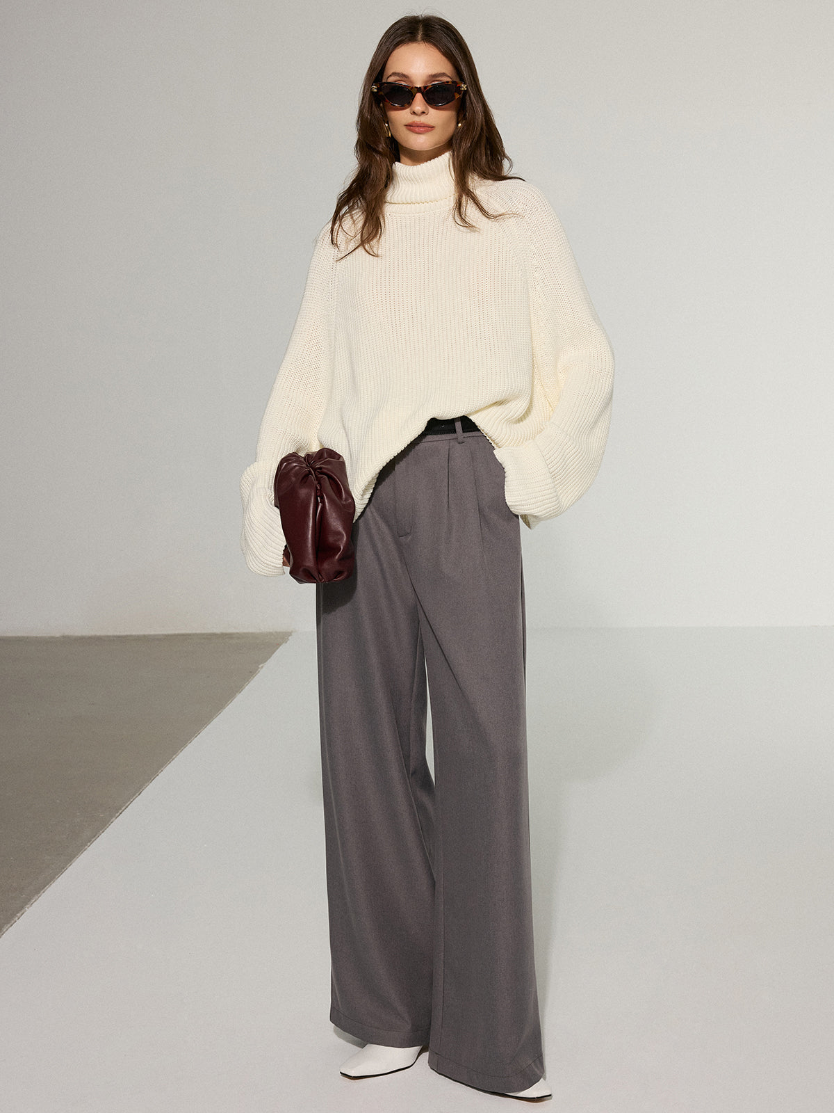 Oversized Backless Turtleneck Sweater-Chicvia