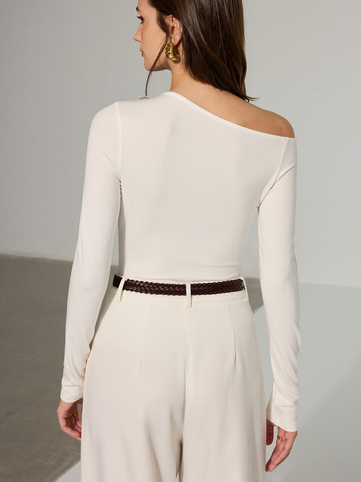 Off-Shoulder 3D Floral Embellished T-Shirt-Chicvia