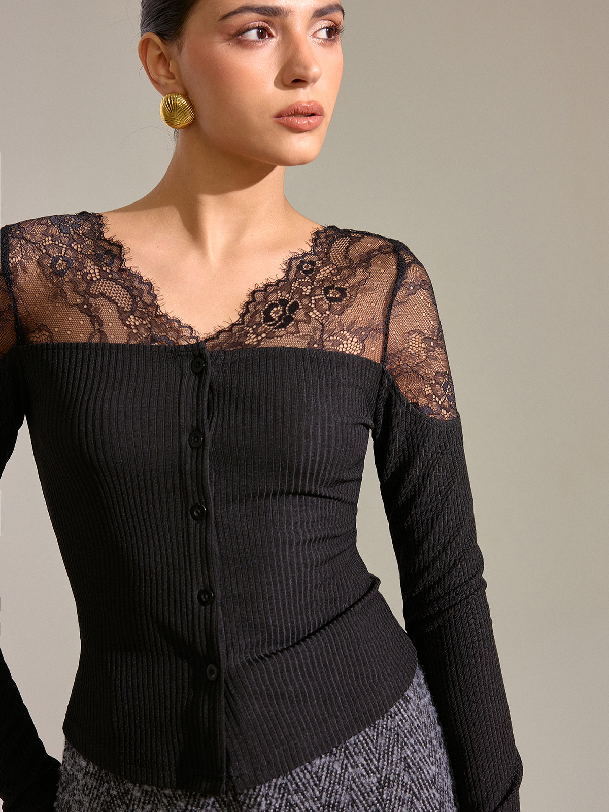 Lace Panel Ribbed Knit T-Shirt-Chicvia