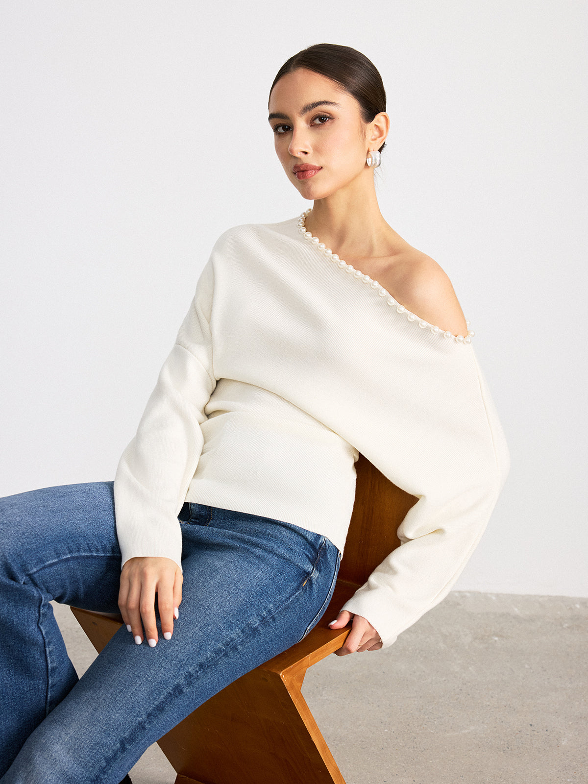 Off-Shoulder Pearl Embellished Wool Blend Sweater-Chicvia