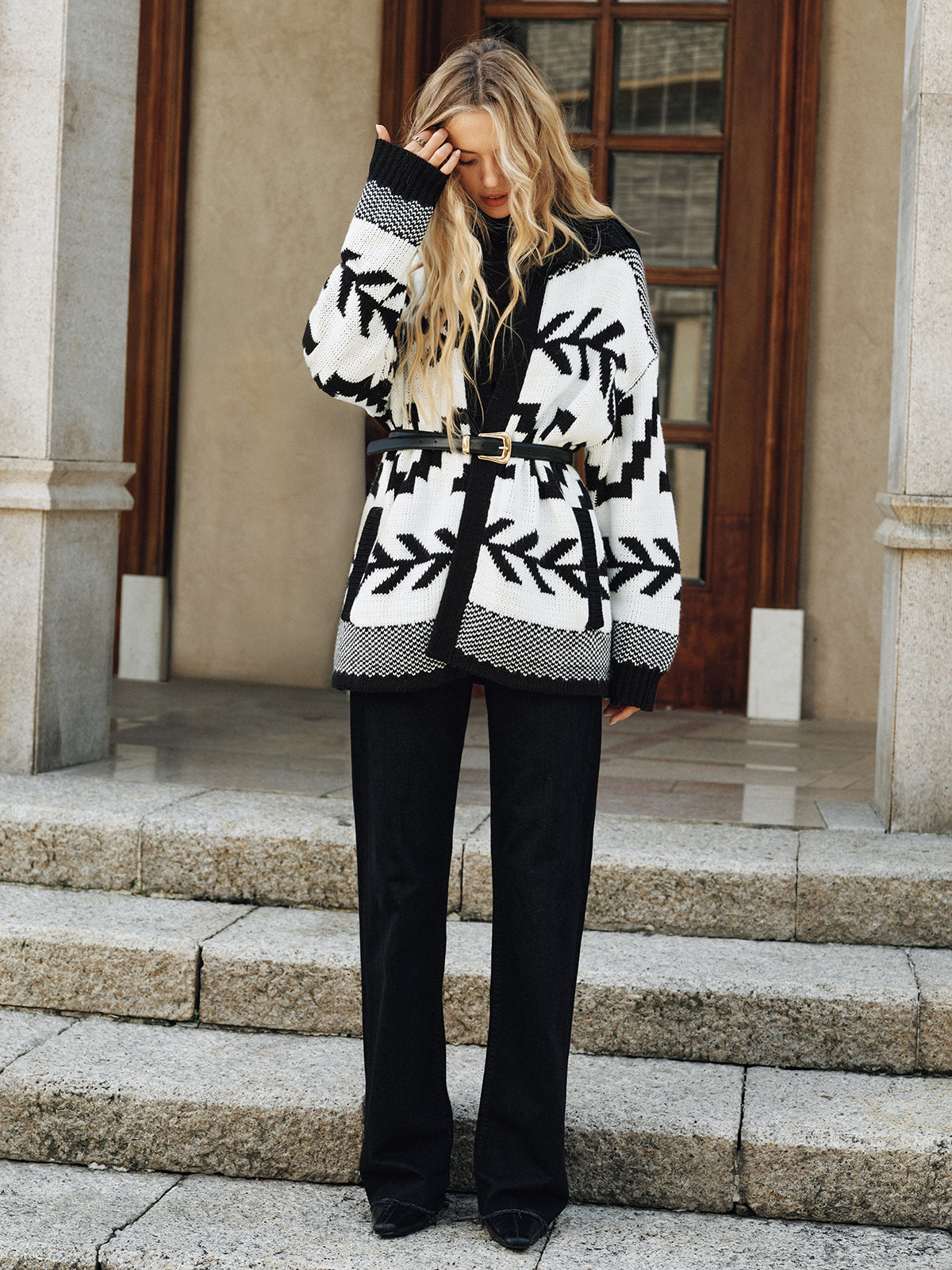 Geometric Pattern Collared Knit Cardigan without Belt-Chicvia