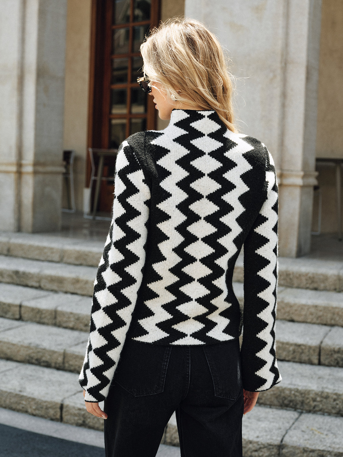 Chevron Pattern Mock Neck Knit Sweater-Chicvia