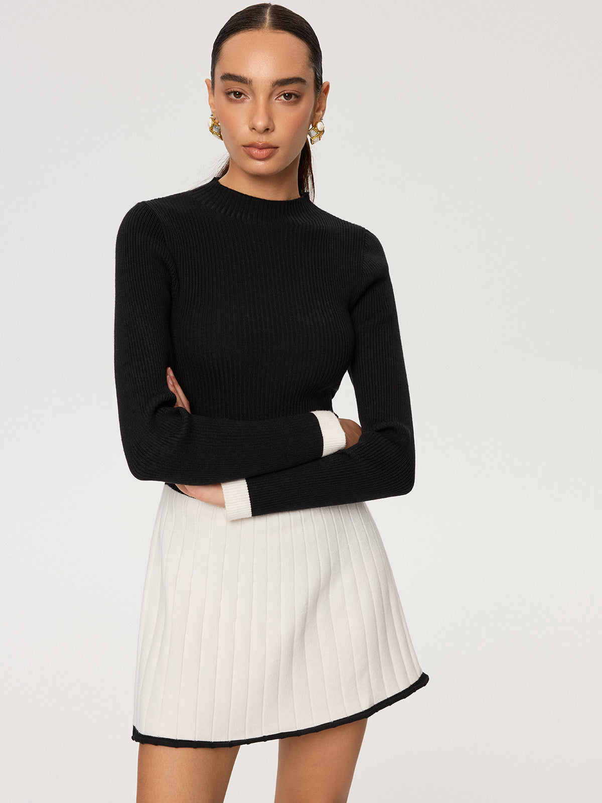 Color-Block Ribbed Knit Mini Dress-Chicvia