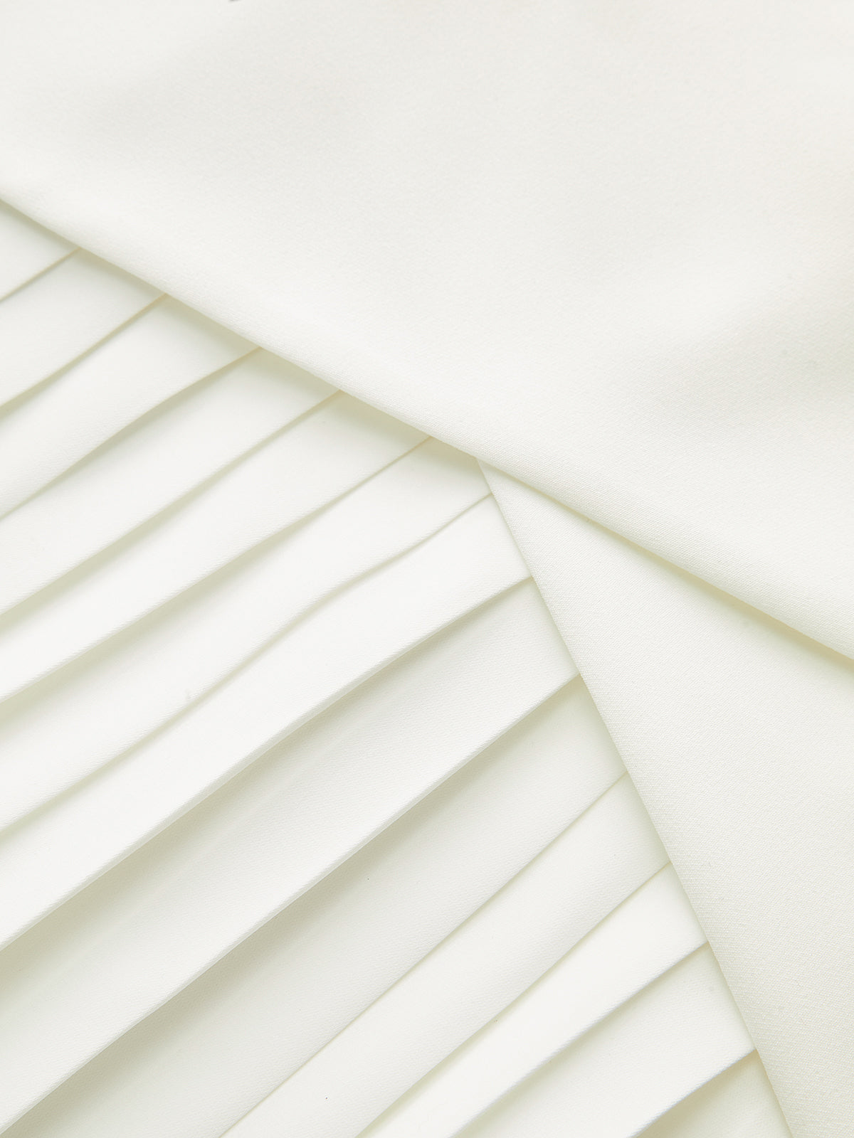 Pleated Panel Mini Skirt-Chicvia