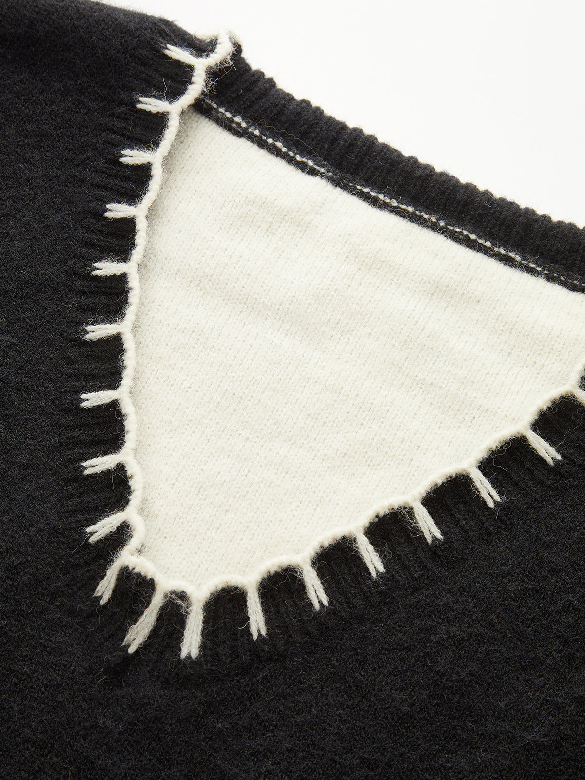 Floral Pattern V-Neck Sweater-Chicvia