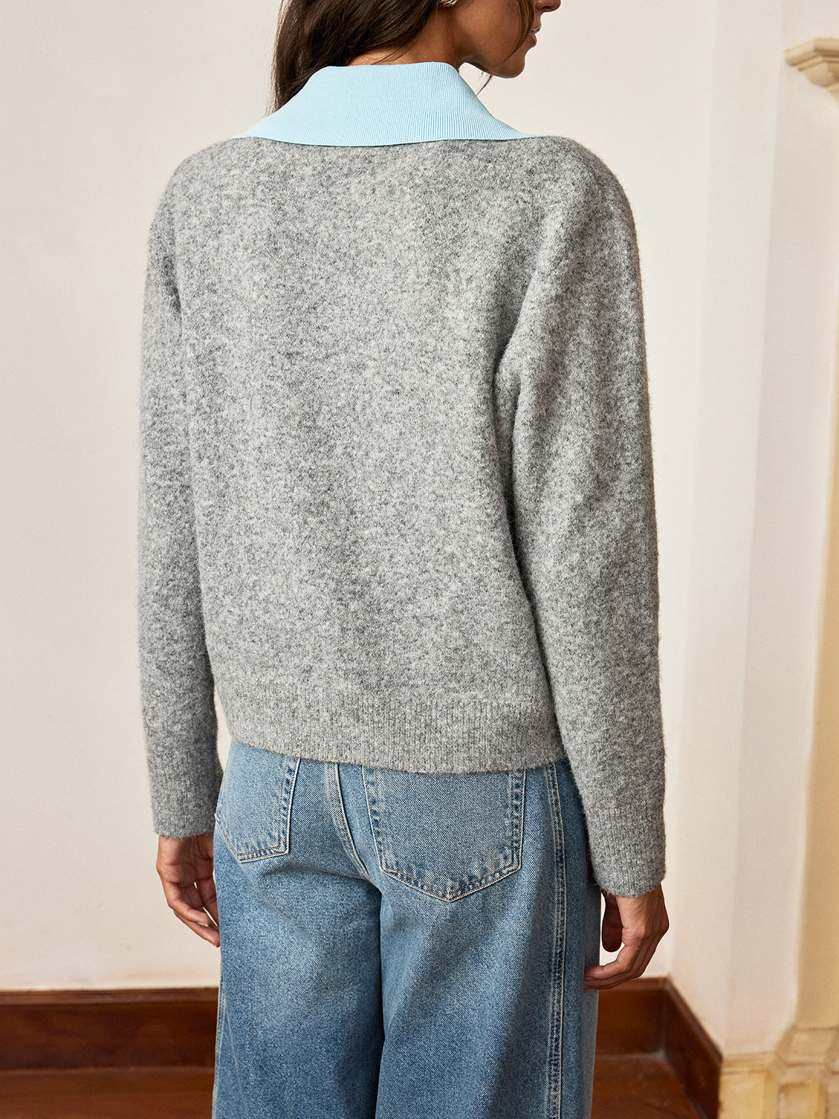 Contrast Collar Wool Blend Sweater-Chicvia