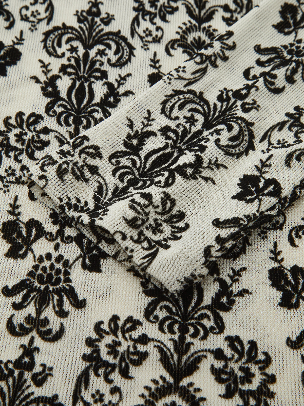 Damask Print Mock Neck T-Shirt-Chicvia