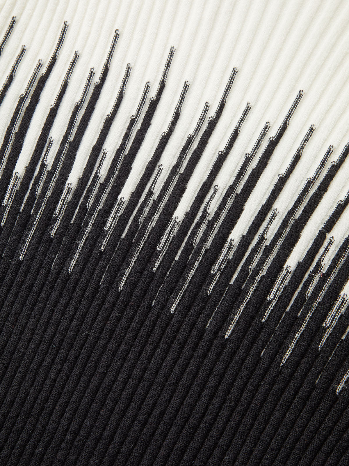 Geometric Pattern High Neck Sweater-Chicvia