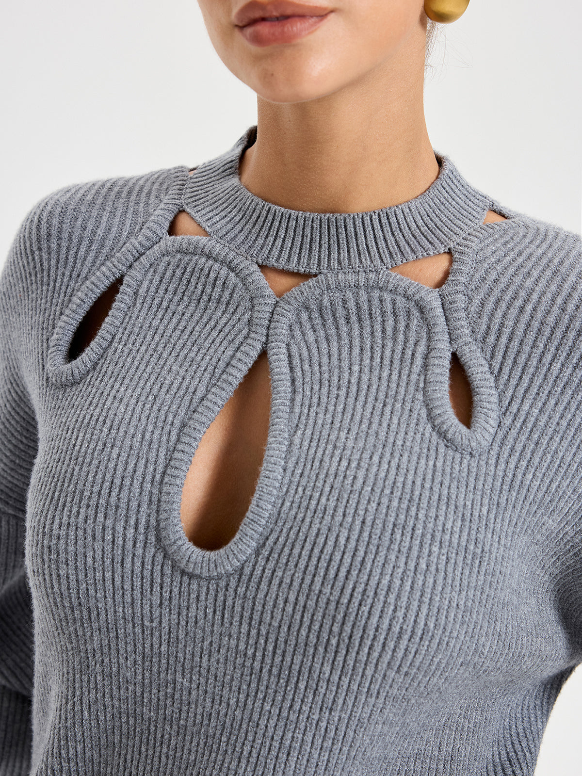 Cut-Out Knit Sweater-Chicvia