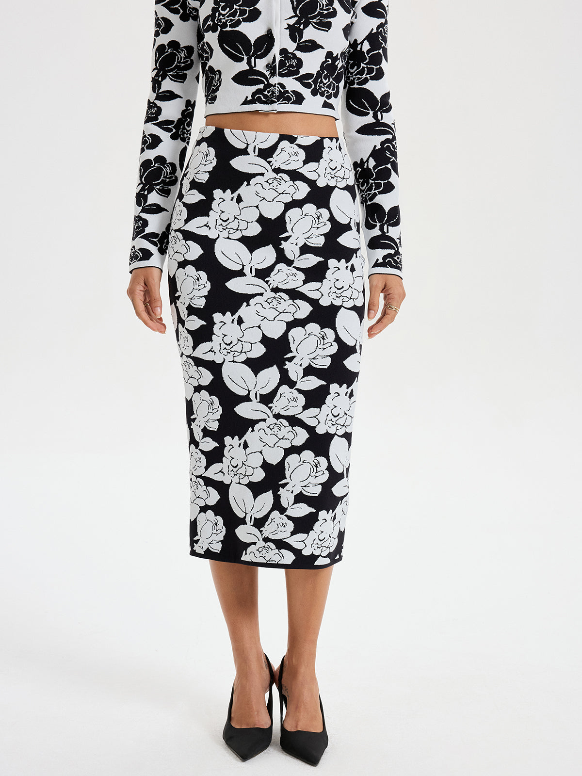 Floral Pattern Knit Midi Skirt-Chicvia