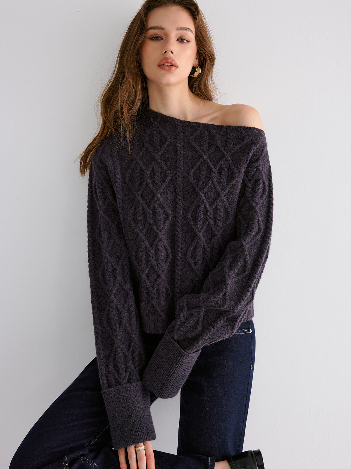Cable Knit Off-shoulder Sweater-Chicvia