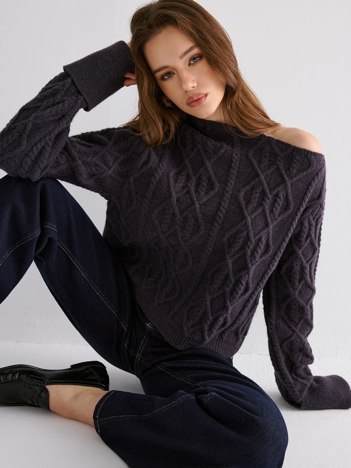 Cable Knit Off-shoulder Sweater-Chicvia