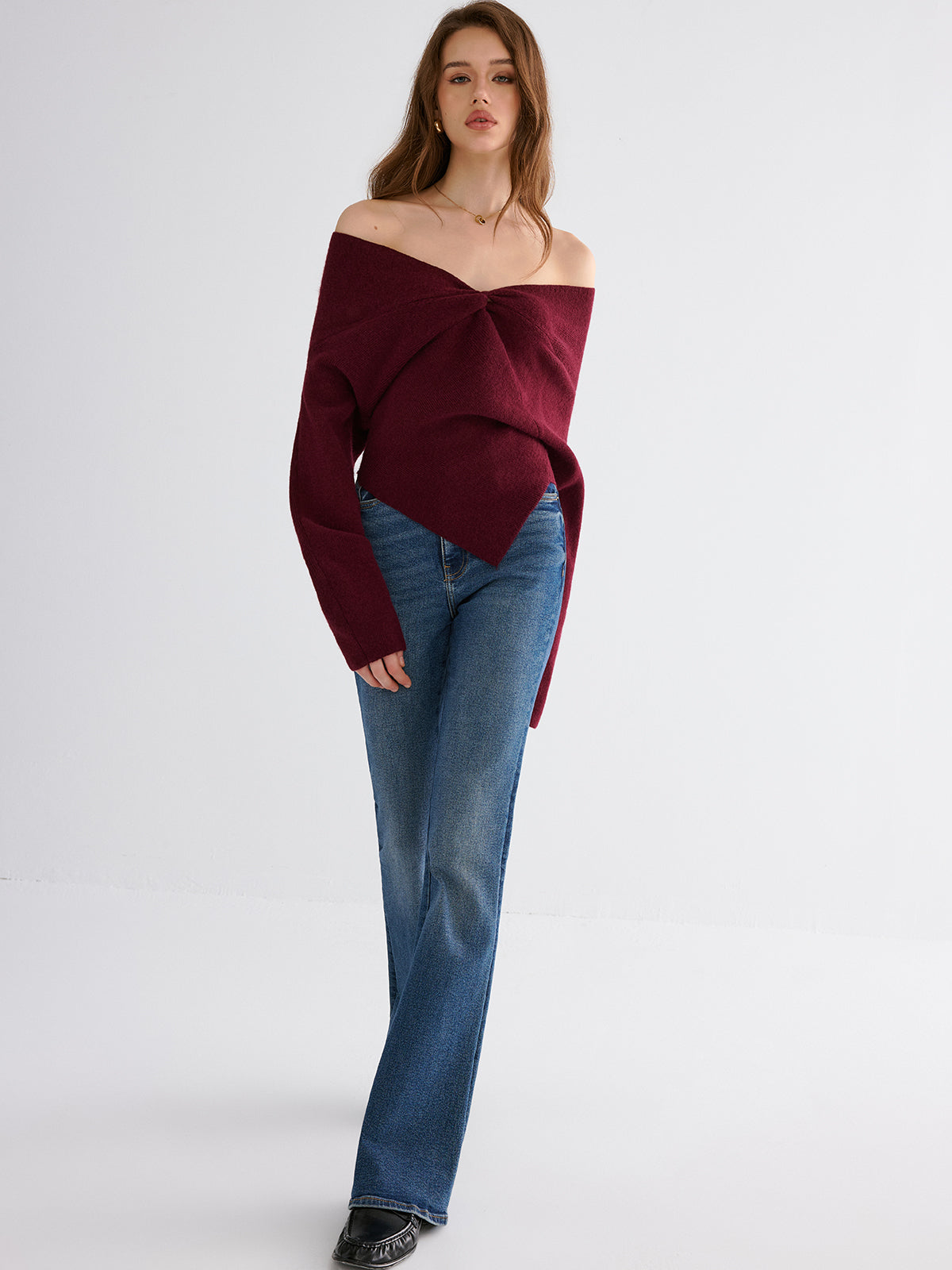 Off-Shoulder Twisted Knit Top-Chicvia