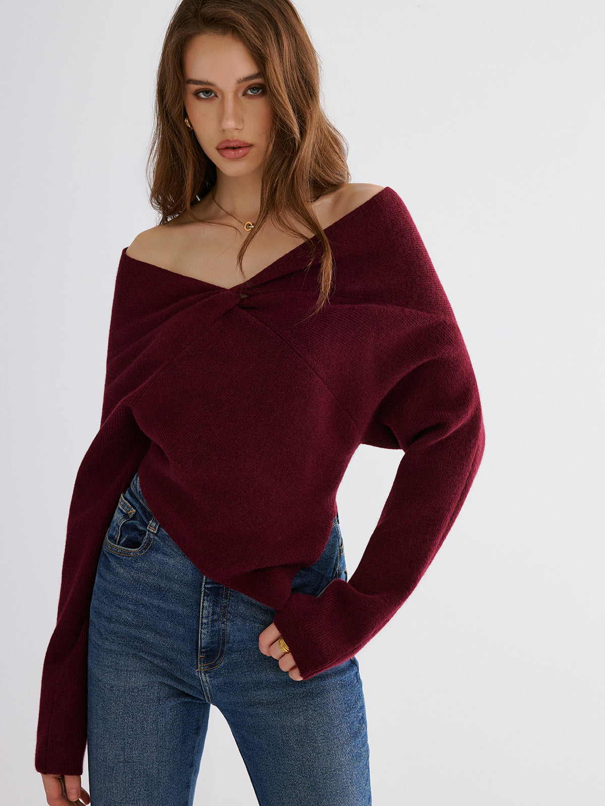 Off-Shoulder Twisted Knit Top-Chicvia