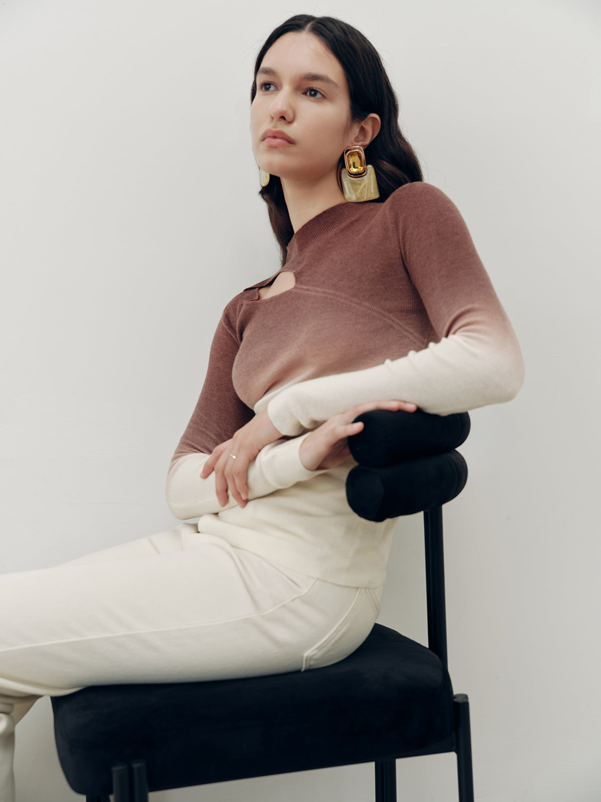 Ombre Cut-Out Knit Top-Chicvia