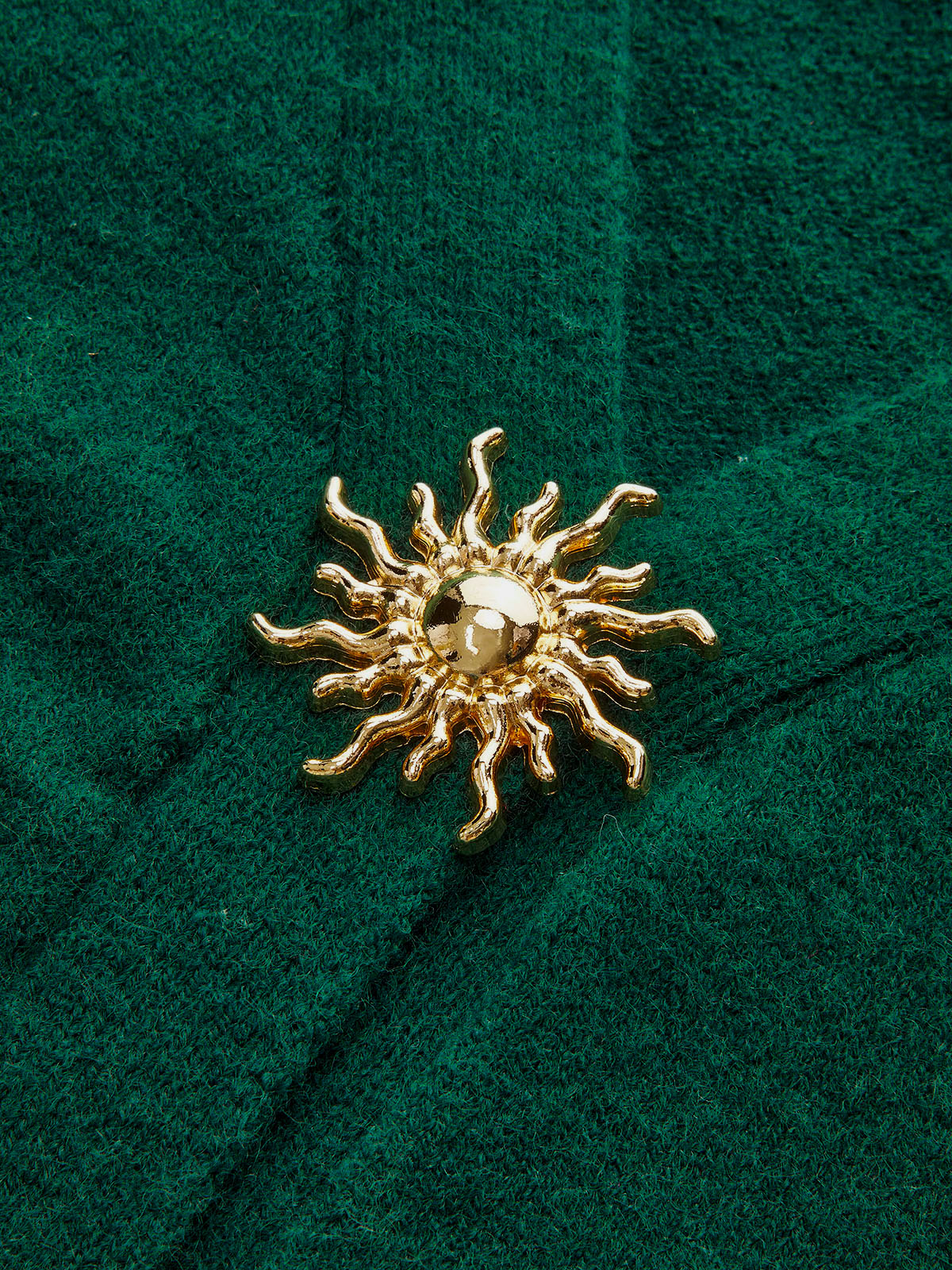 Metal Detail V-Neck Cardigan-Chicvia