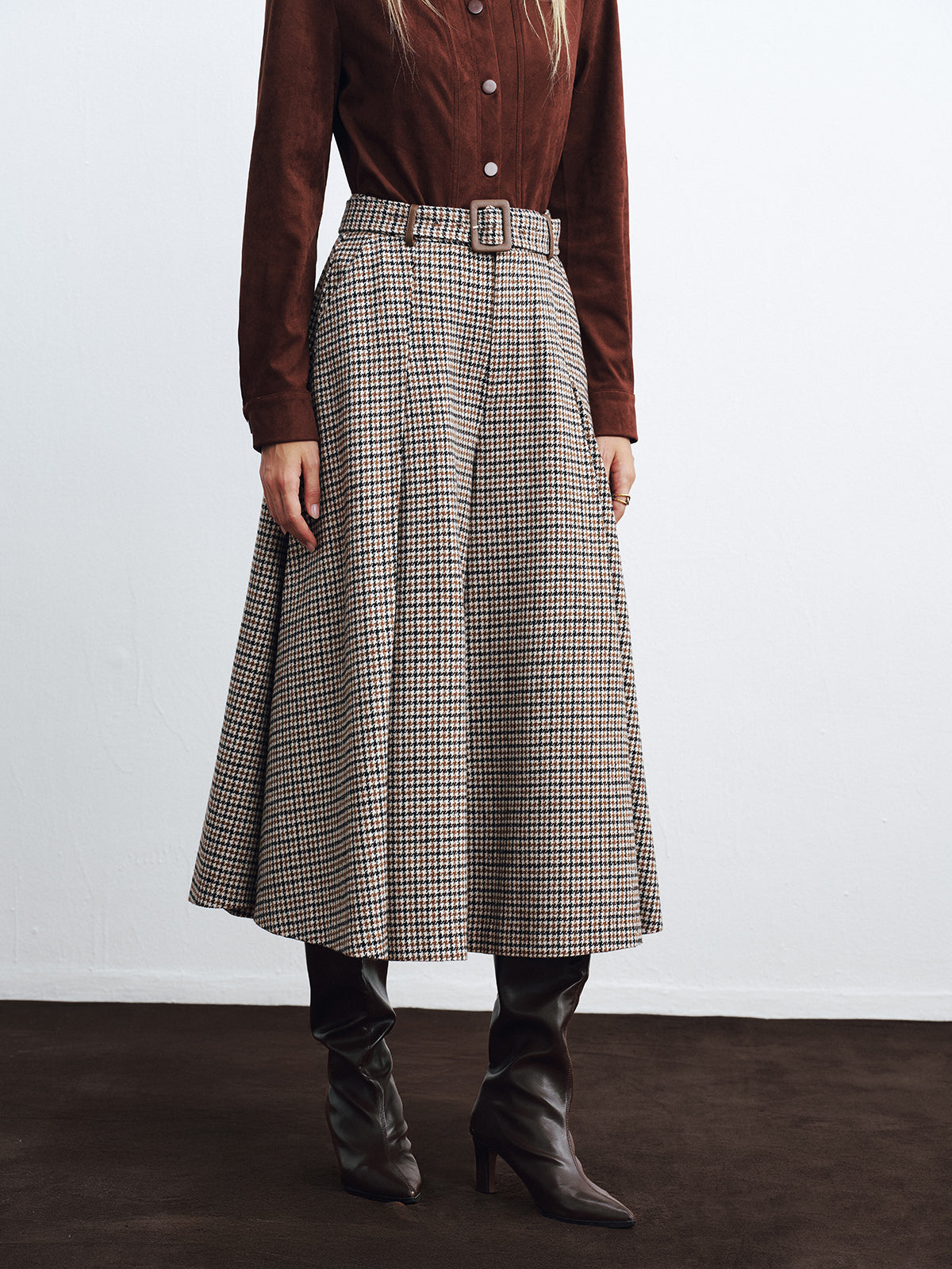 High-Waist Belted Houndstooth Wide-Leg Pants-Chicvia