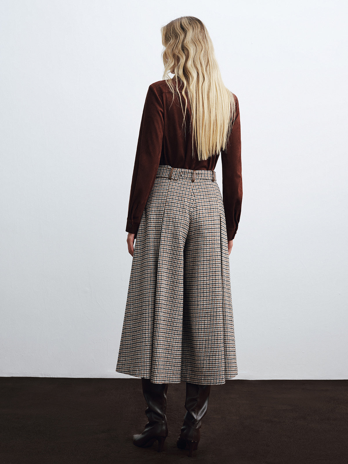 High-Waist Belted Houndstooth Wide-Leg Pants-Chicvia