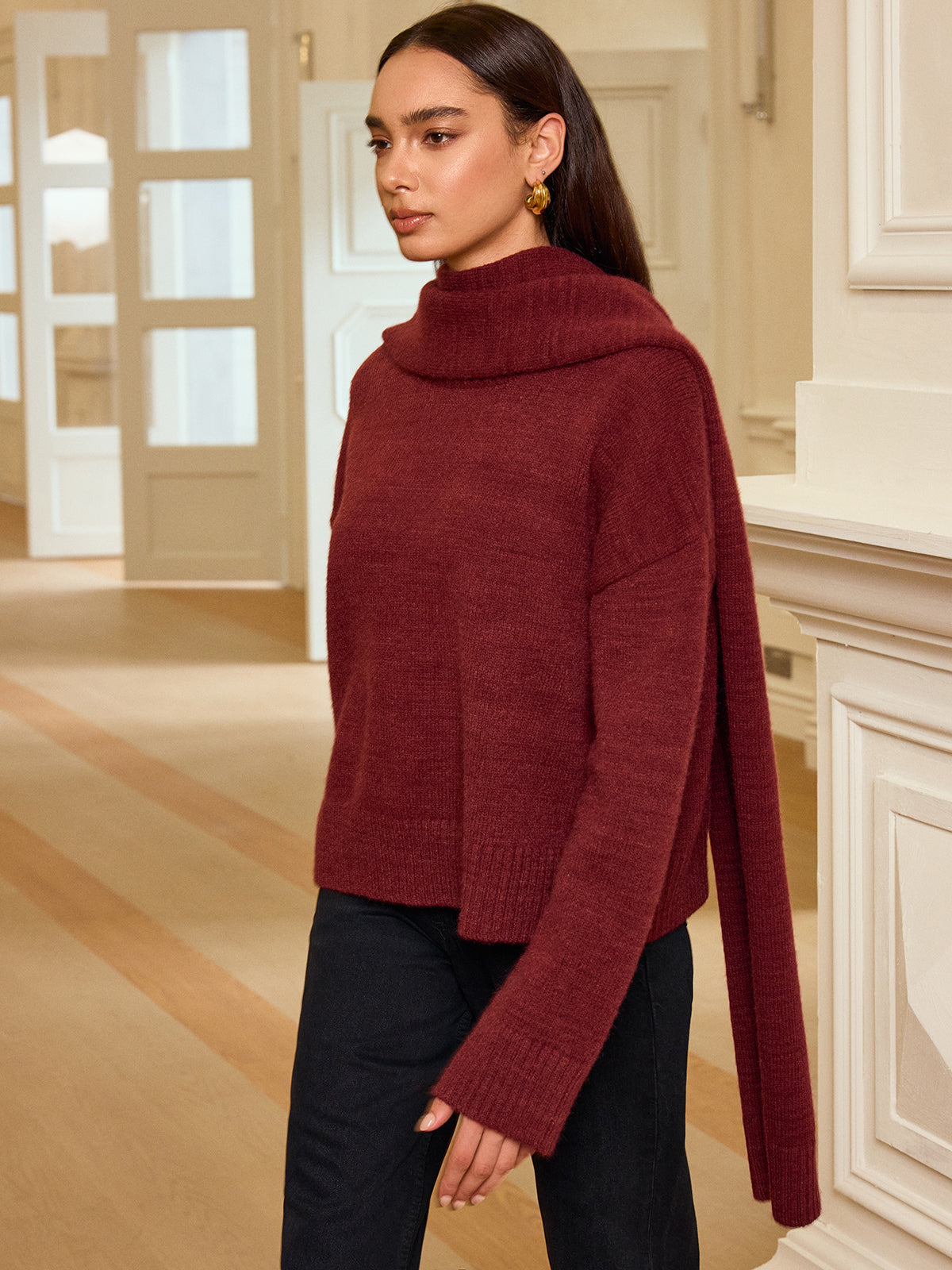 Oversized Knit Sweater with Scarf-Chicvia