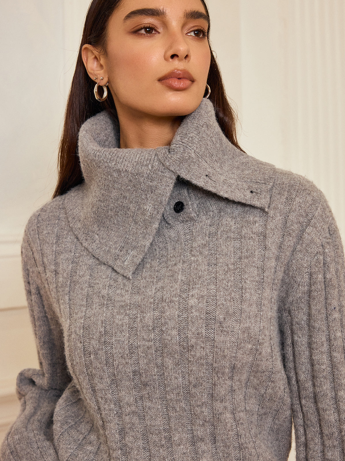 Lapel Collar Wool-Blend Sweater-Chicvia