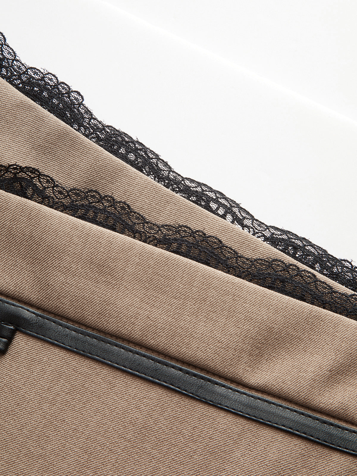 Lace Trim Faux Leather Buckle Mini Skirt-Chicvia