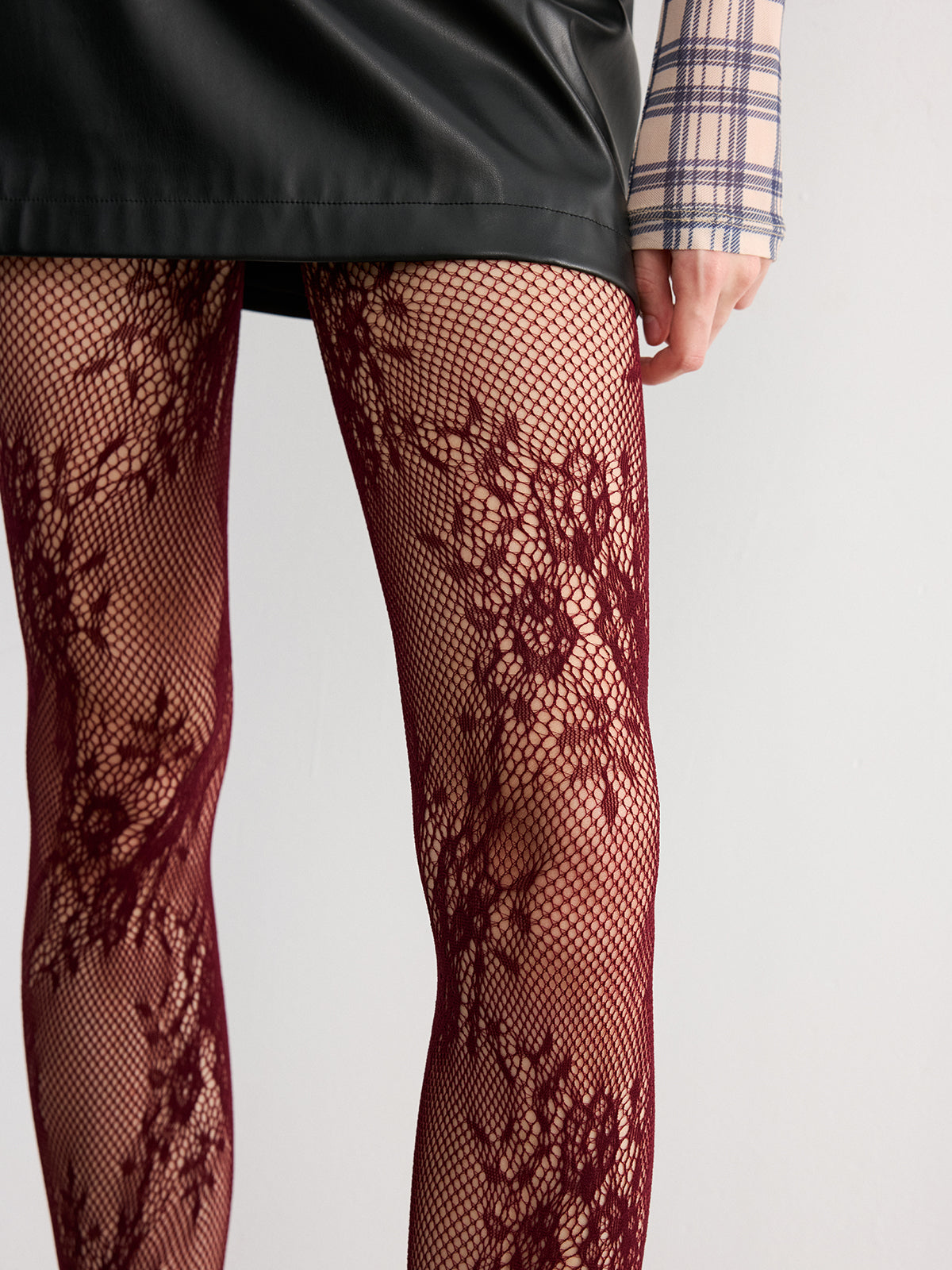Floral Lace Fishnet Tights-Chicvia