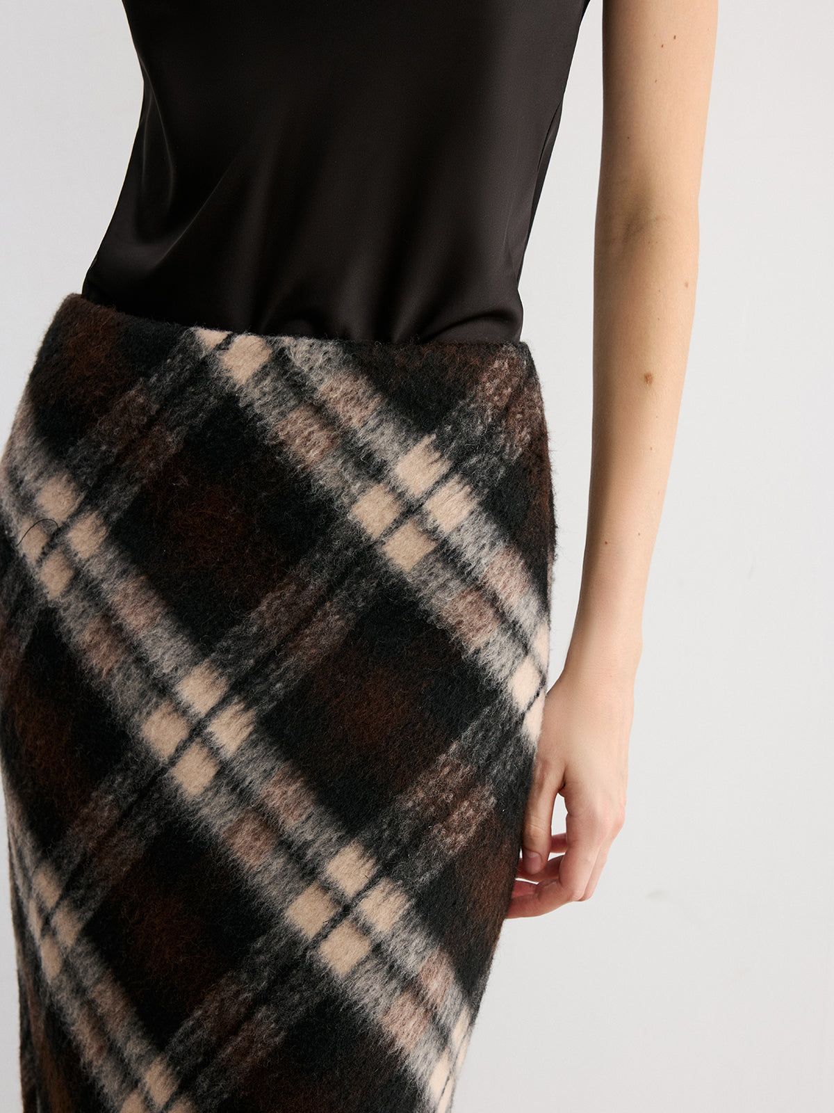Plaid Wool-Blend Midi Pencil Skirt-Chicvia