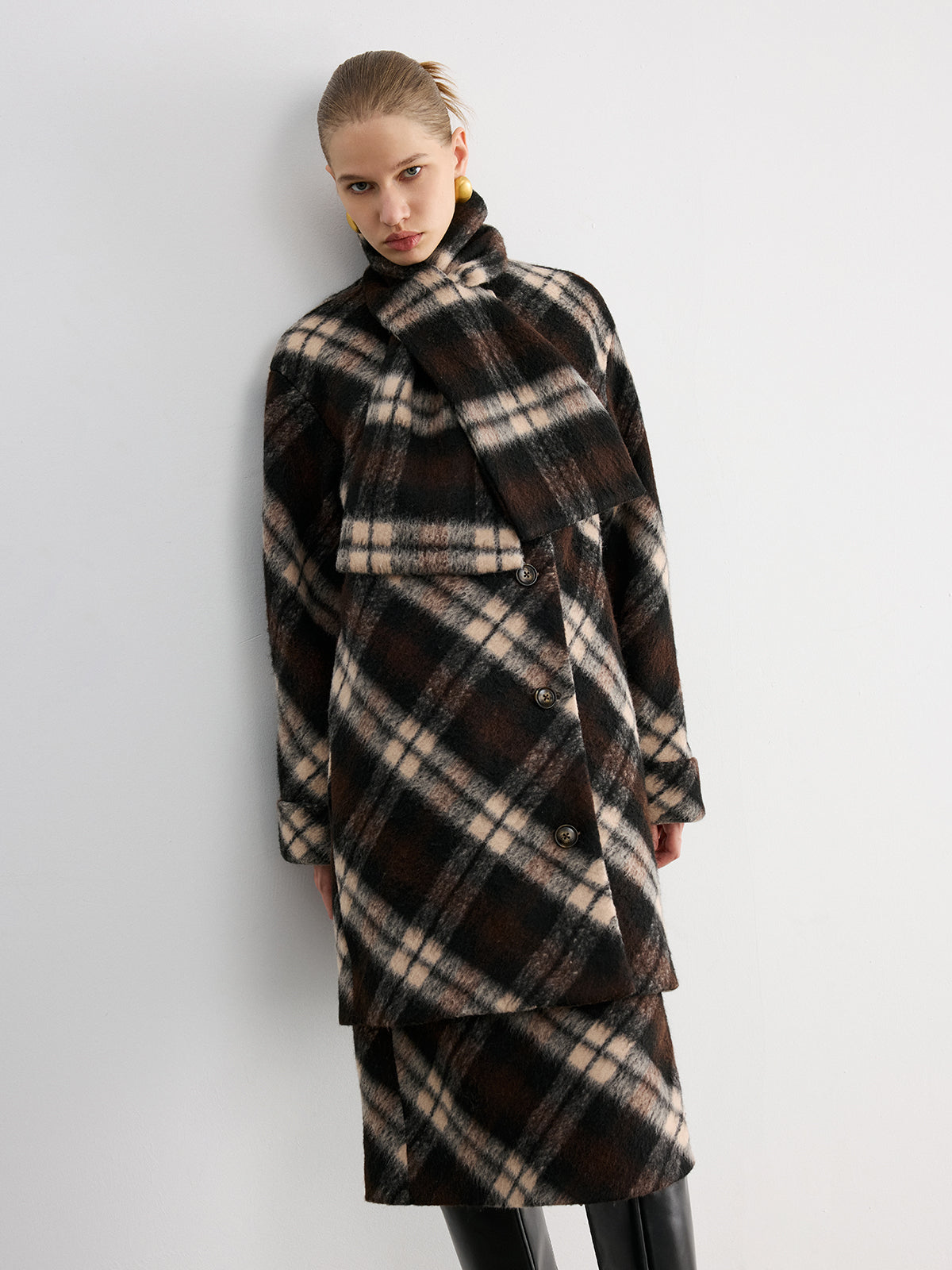Plaid Wool-Blend Coat with Matching Scarf-Chicvia