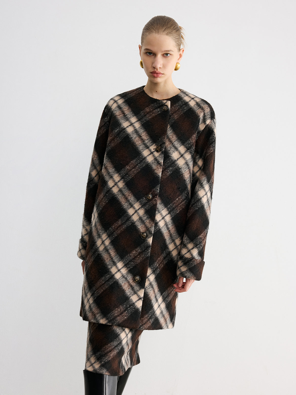 Plaid Wool-Blend Coat with Matching Scarf-Chicvia