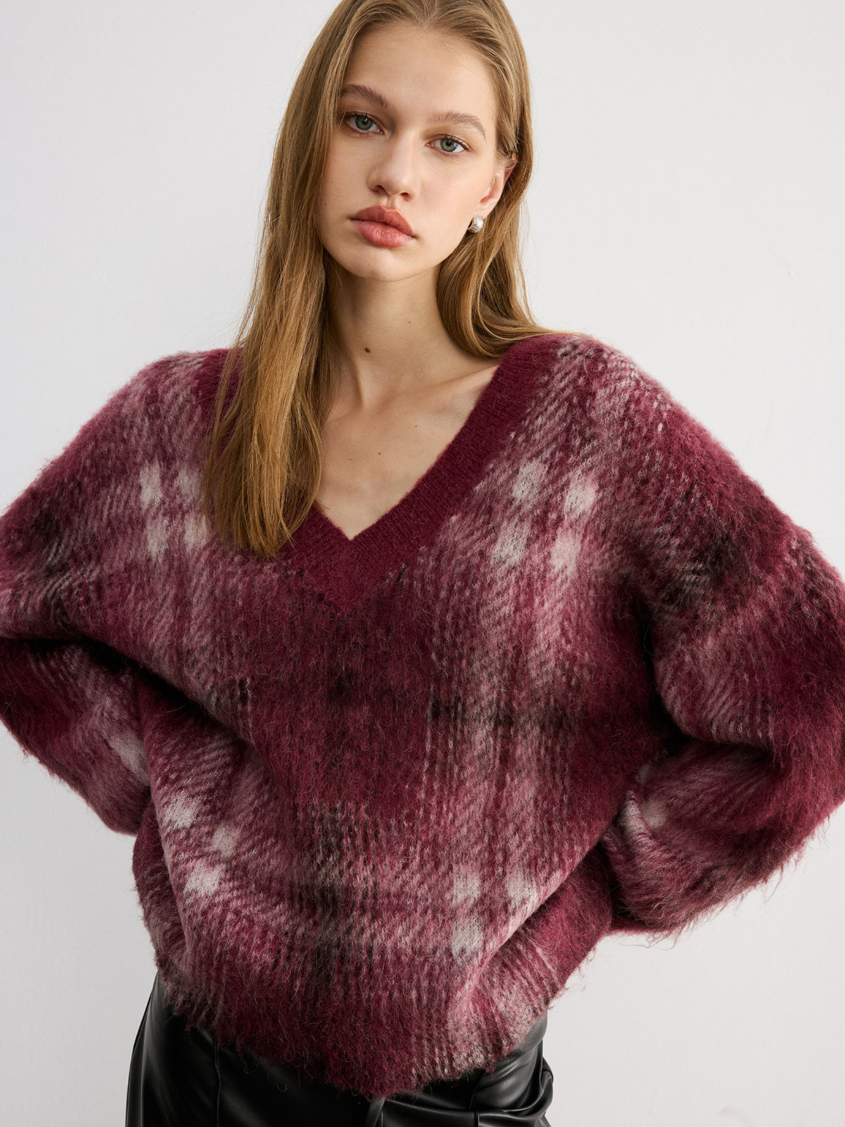 Plaid V-Neck Wool-Blend Sweater-Chicvia