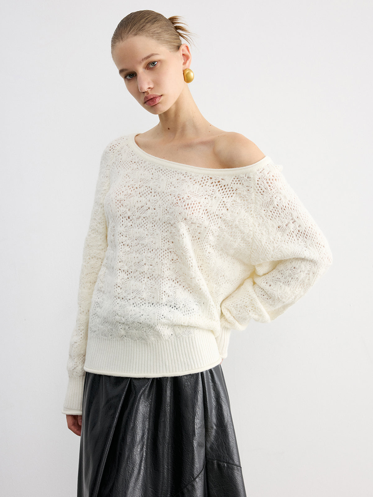Off-Shoulder Open-Knit Sweater-Chicvia