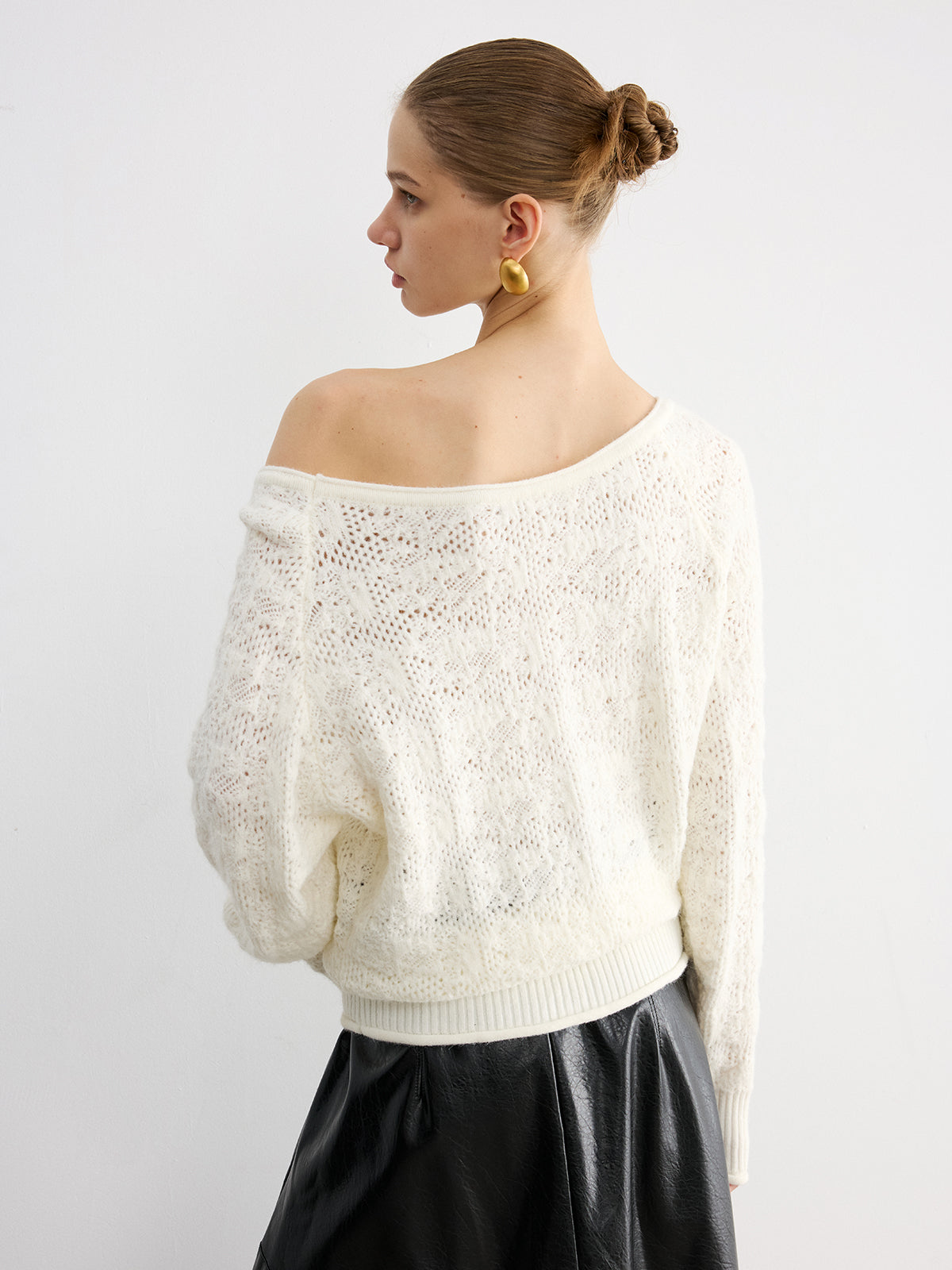 Off-Shoulder Open-Knit Sweater-Chicvia