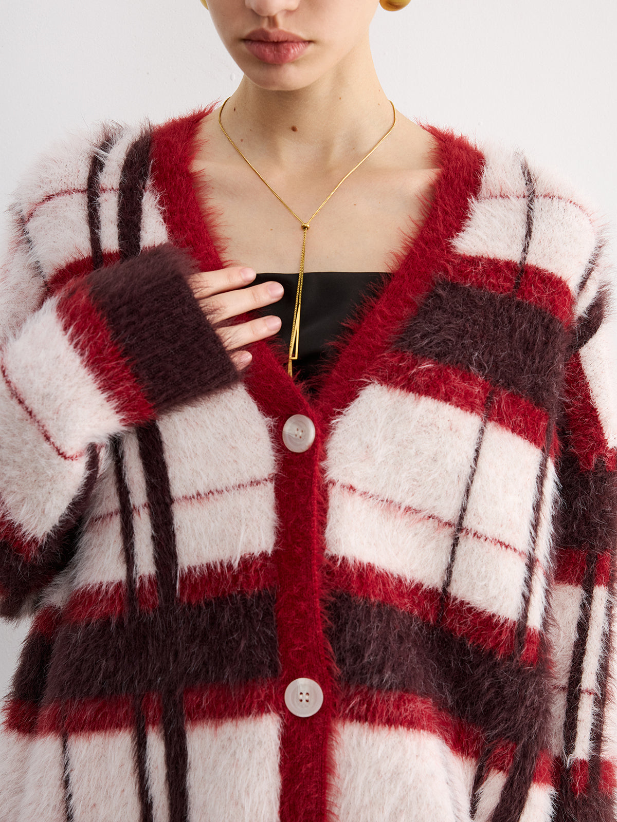 Knit Fluffy Checkered Cardigan-Chicvia