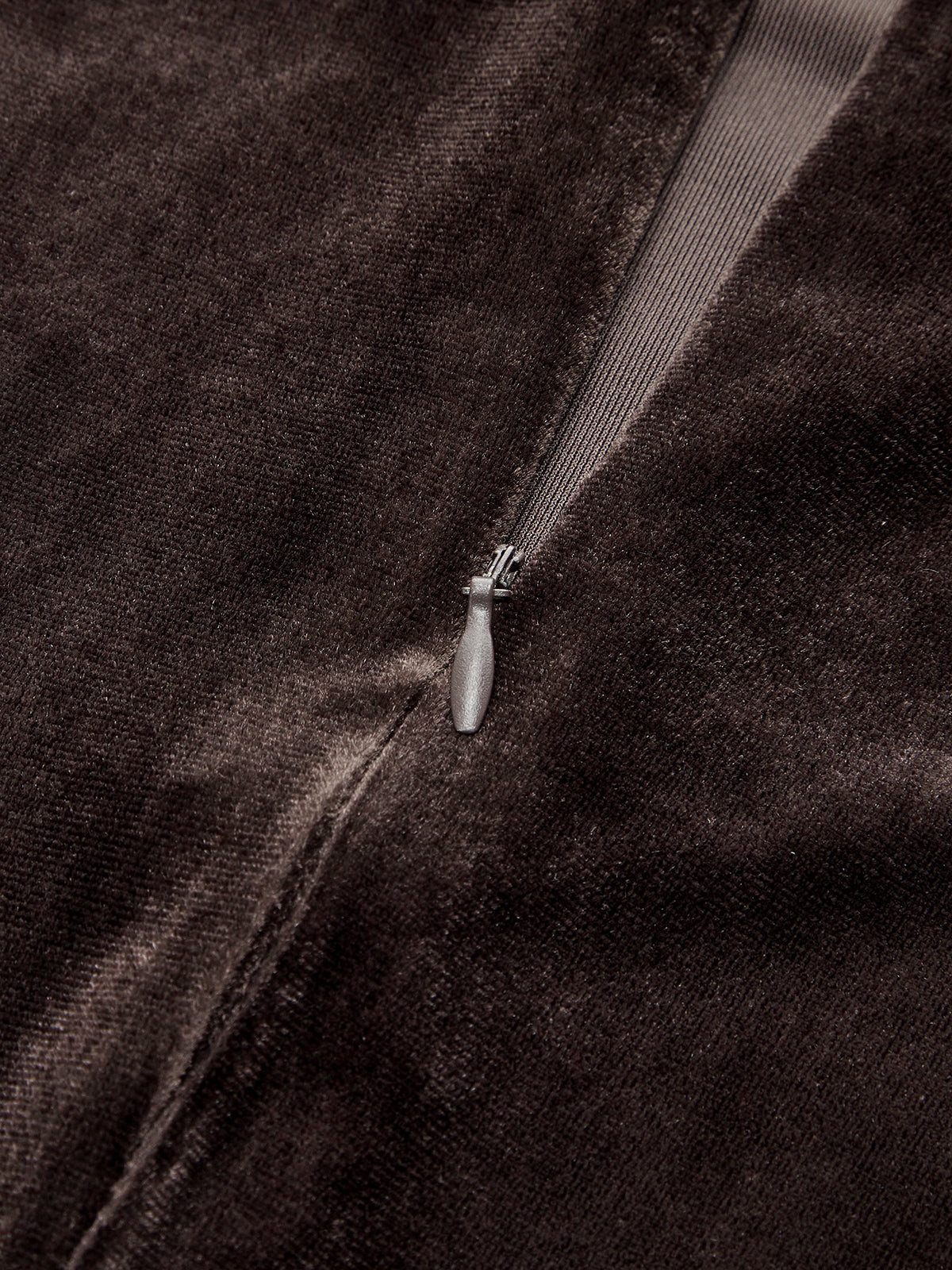 Mock Neck Ruched Velvet Sleeveless Top-Chicvia