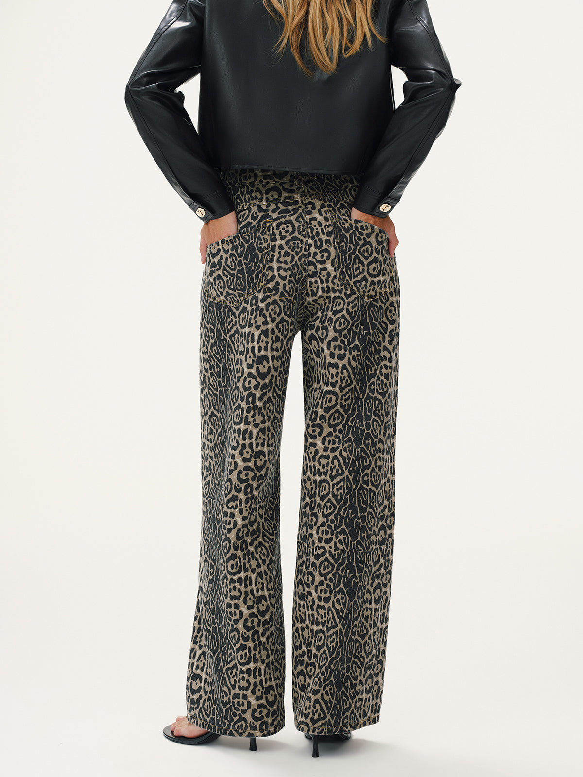 Leopard Print Denim Straight-Leg Jeans-Chicvia