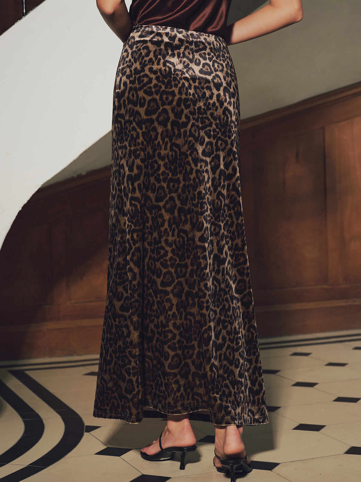 Leopard Print Velvet Mermaid Hem Maxi Skirt-Chicvia