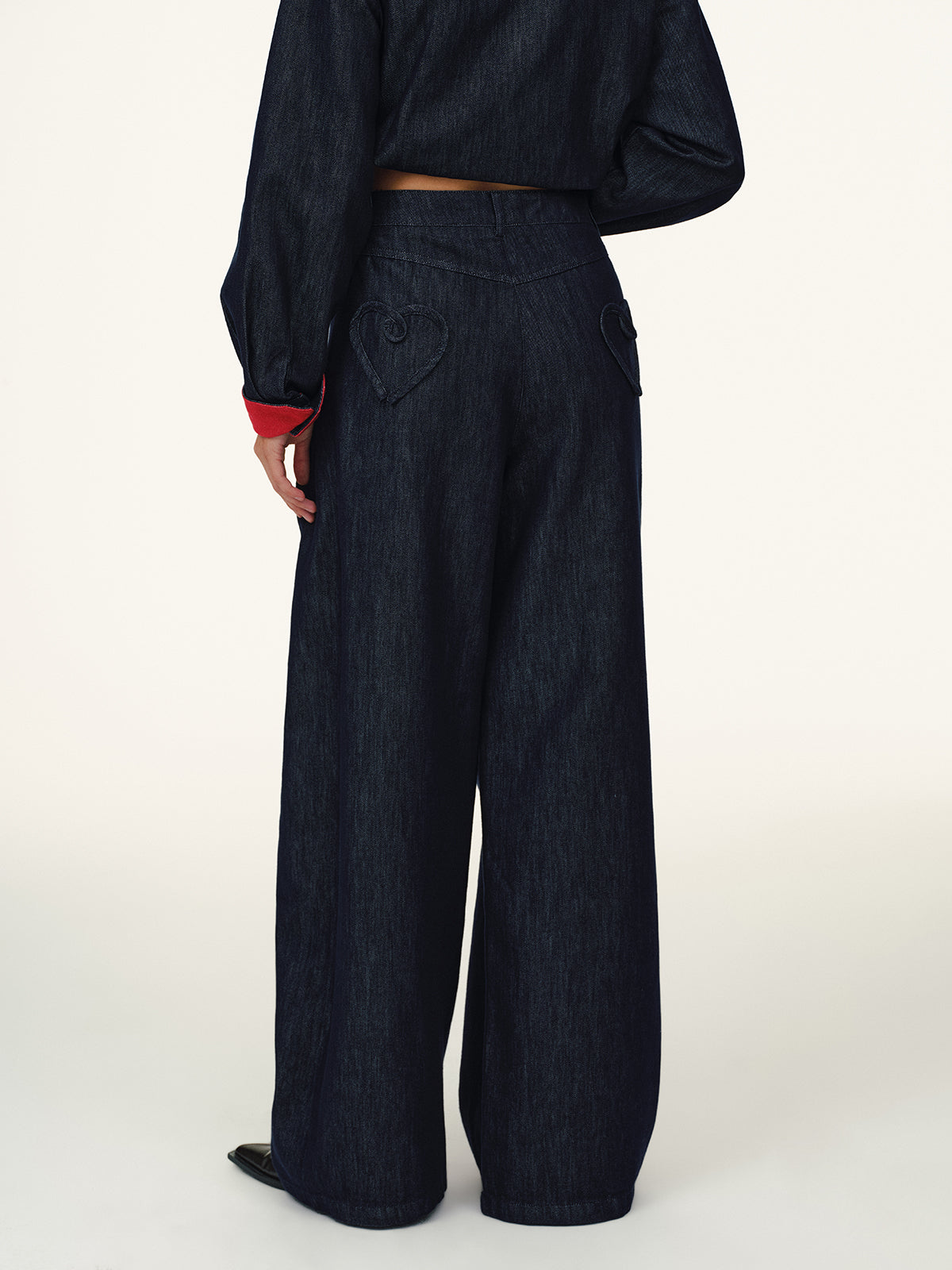 Heart-Back Denim Straight-Leg Jeans-Chicvia