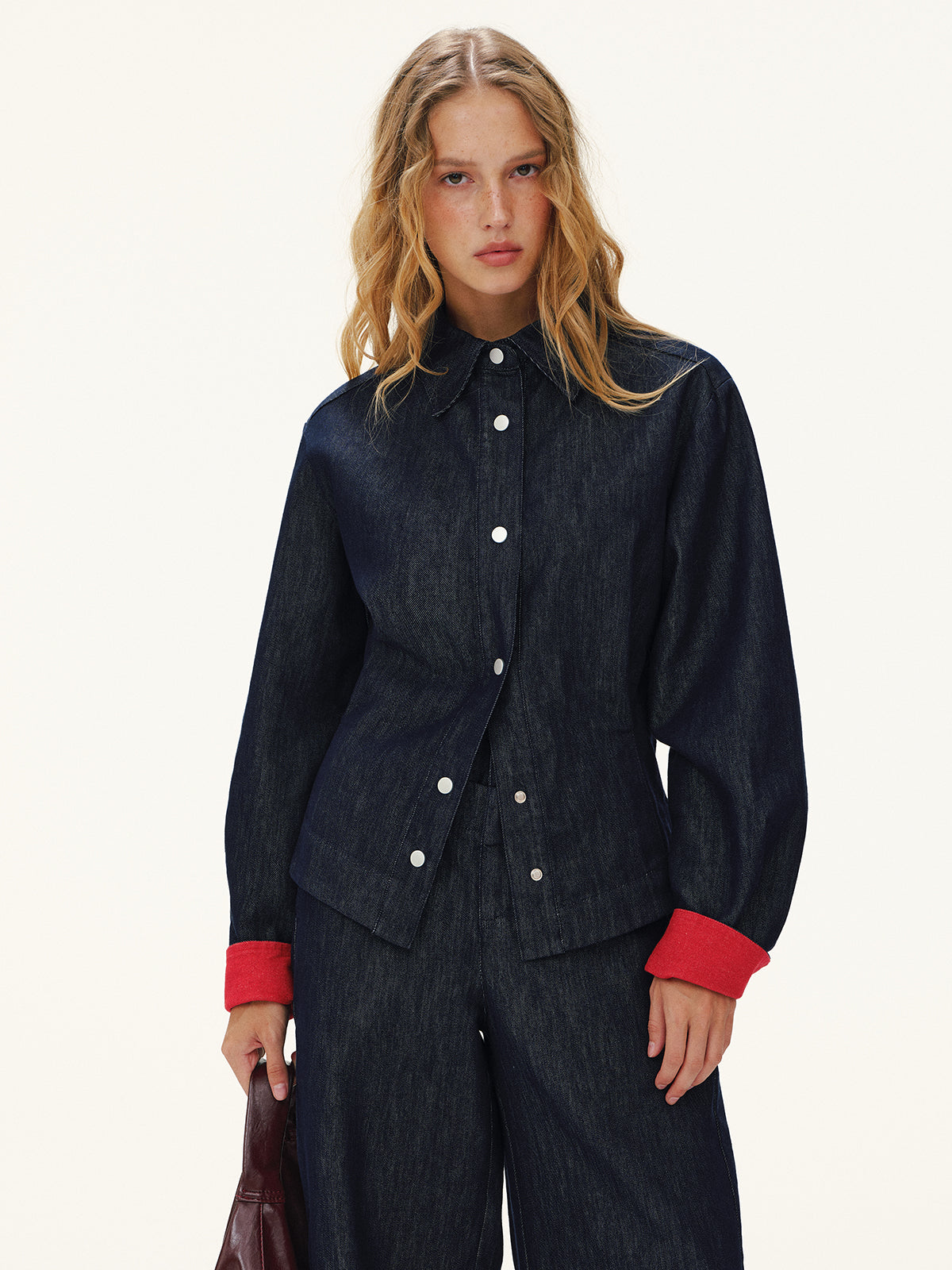 Heart-Back Contrast Cuff Denim Shirt-Chicvia