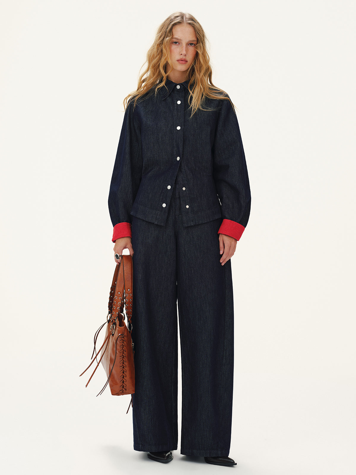 Heart-Back Contrast Cuff Denim Shirt-Chicvia