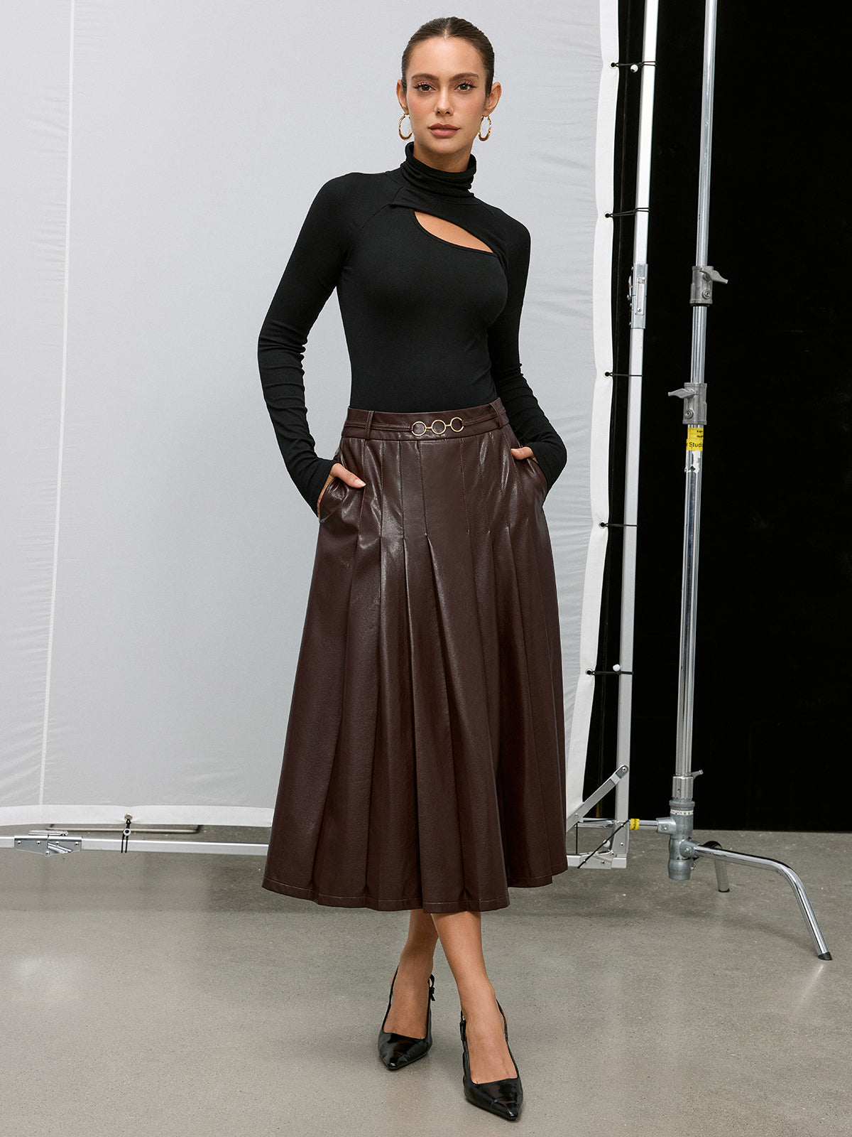 Pleated Faux Leather Maxi Skirt-Chicvia