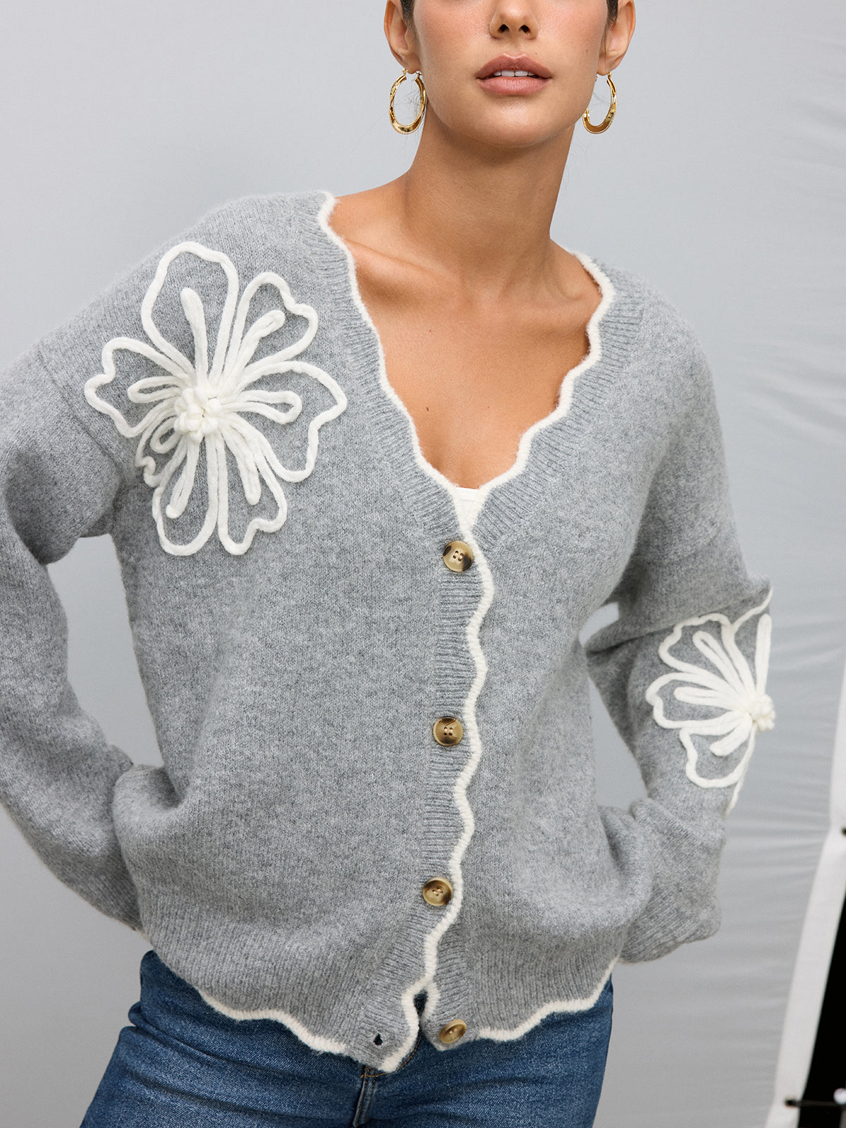 Floral Appliqué Scalloped Edge Wool-Blend Cardigan-Chicvia
