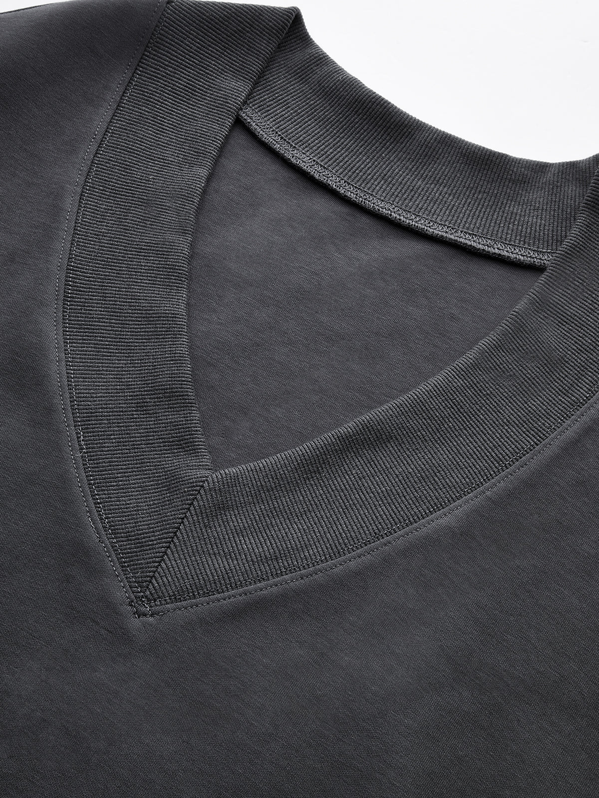 Long Sleeve V-Neck Cropped Sweatshirt-Chicvia