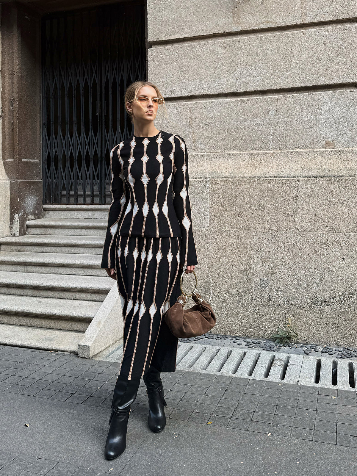 Geometric Pattern Knitted Top-Chicvia