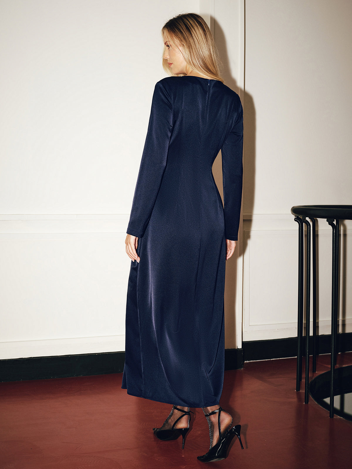 Metal Detail Long-Sleeve Ruched Maxi Dress-Chicvia